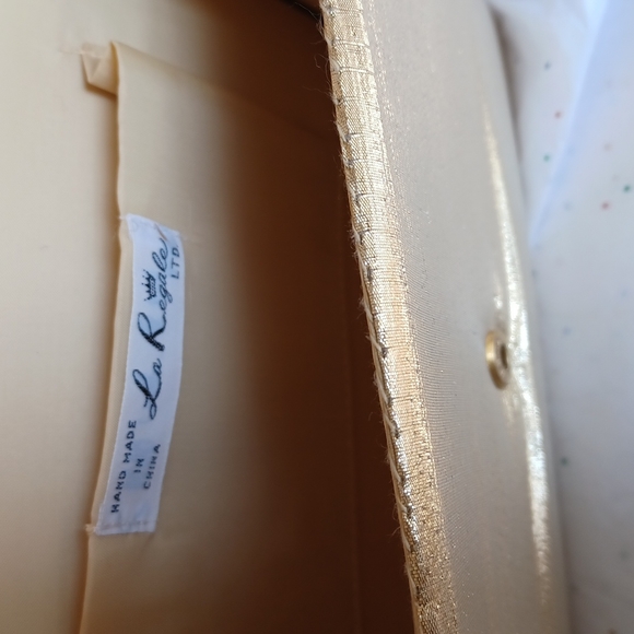 Vintage La Regale Gold Satin Clutch - Picture 4 of 10